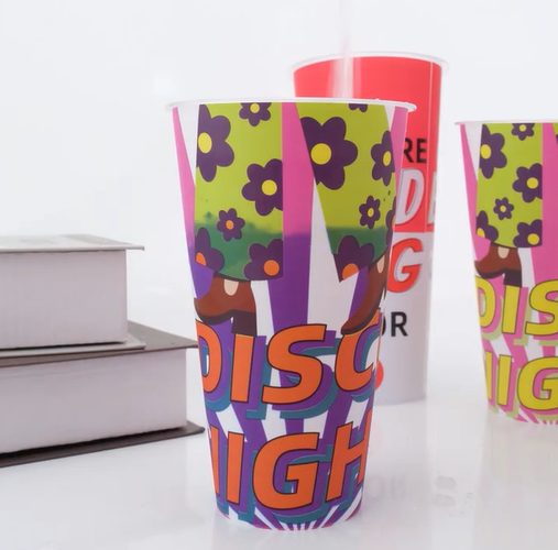 YZY fabrica etiquetas IML para vasos con decoloración por temperatura